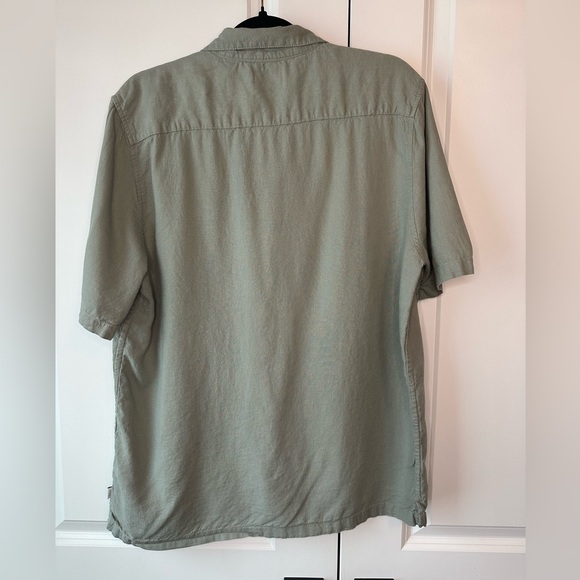 Onia Men’s Air Linen Convertible Vacation Shirt Sage (Size L) - Picture 3 of 8